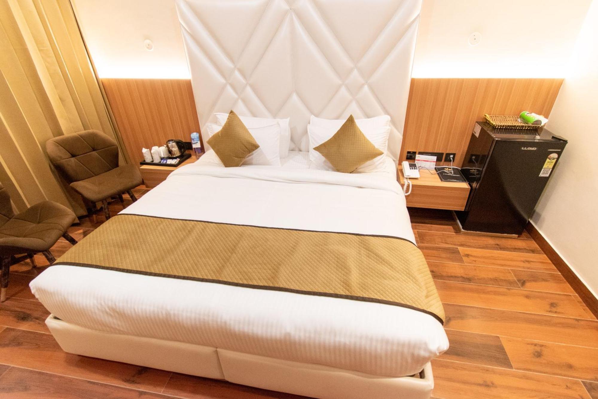 Hotel Miracle Resort Phagwara Exterior photo